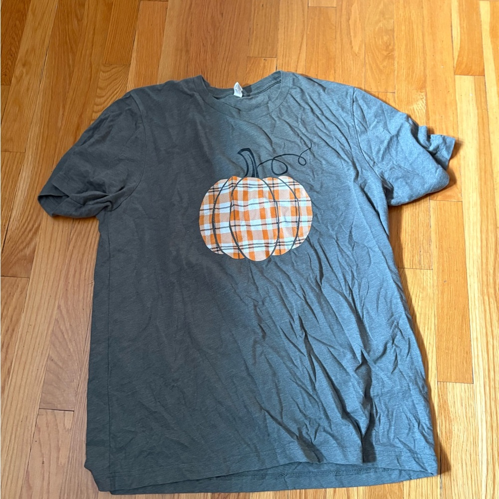 Pumpkin Graphic Tshift